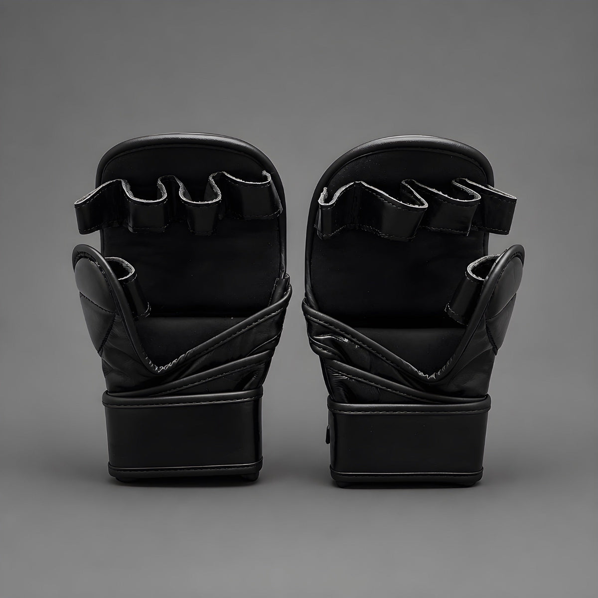 Guantillas MMA” Blood Strike “ Amateur , red , black 