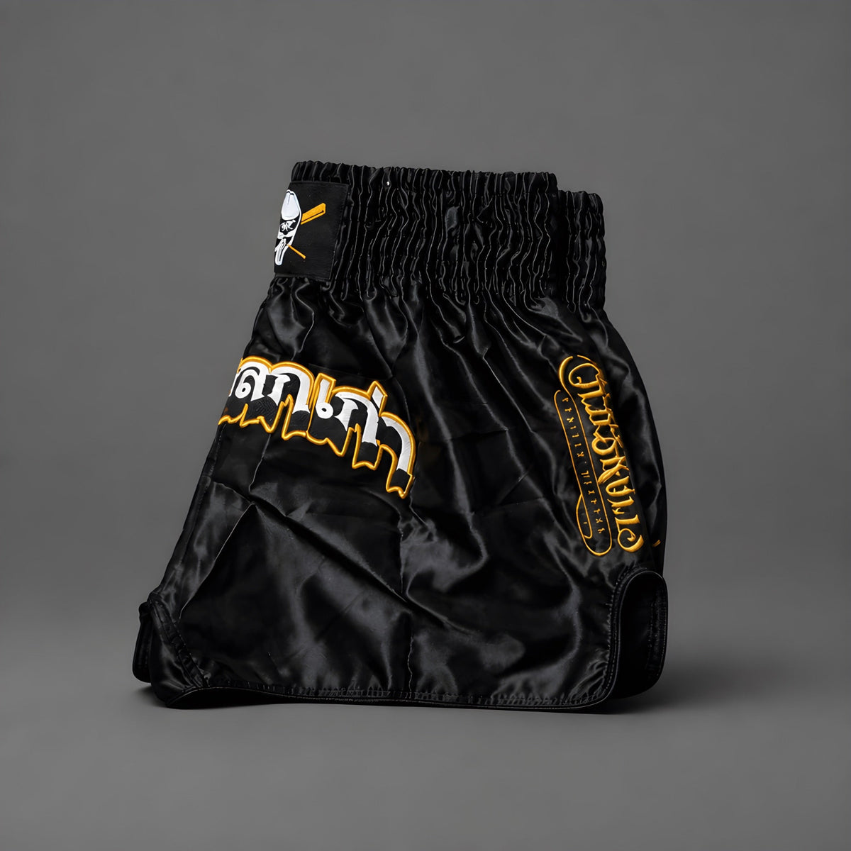 Pantalón Kill Code Muay Thai Shorts detalles laterales 